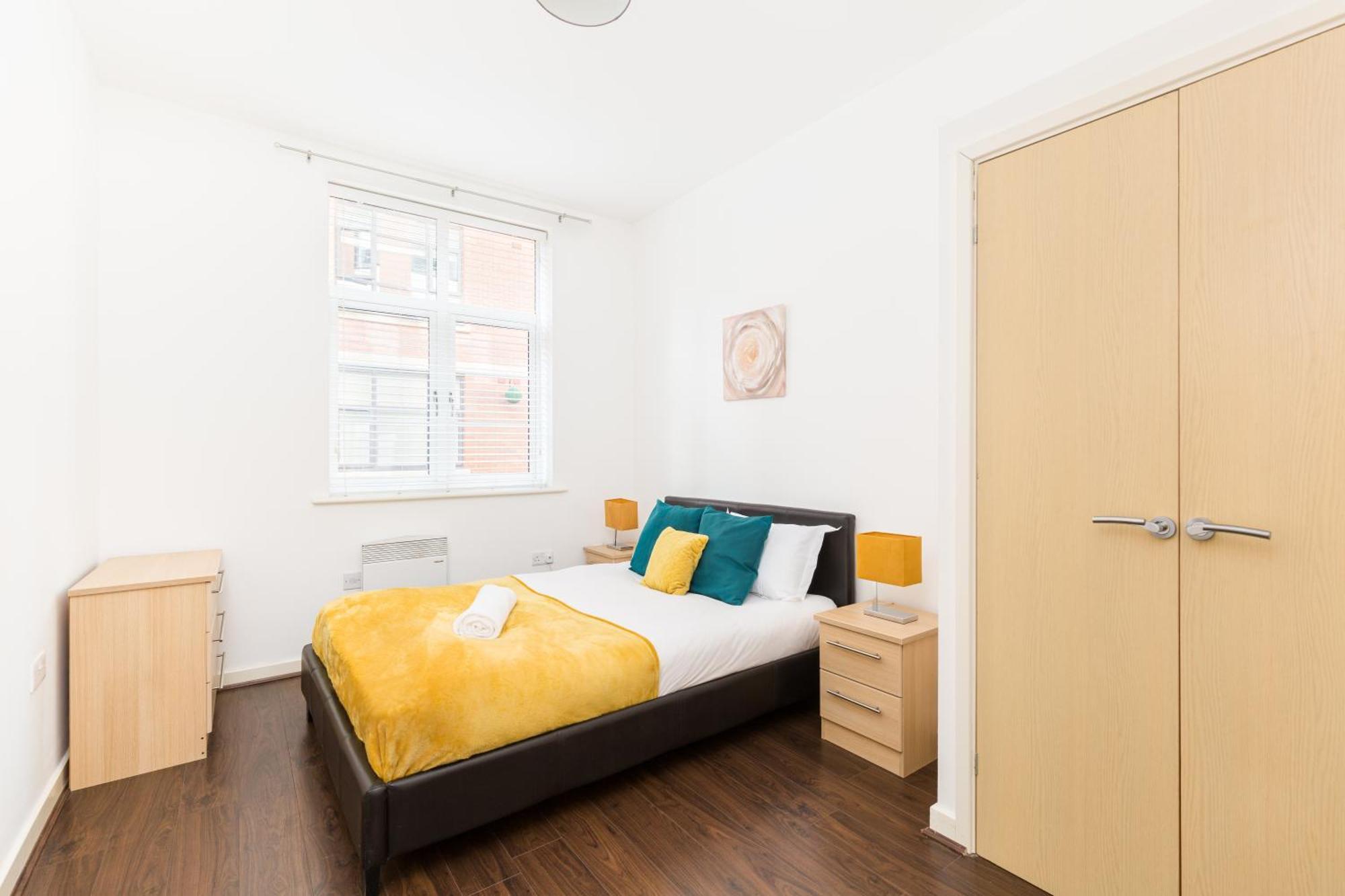 24-7 Secured Centre With Free Underground Parking And Wifi Apartamento Birmingham