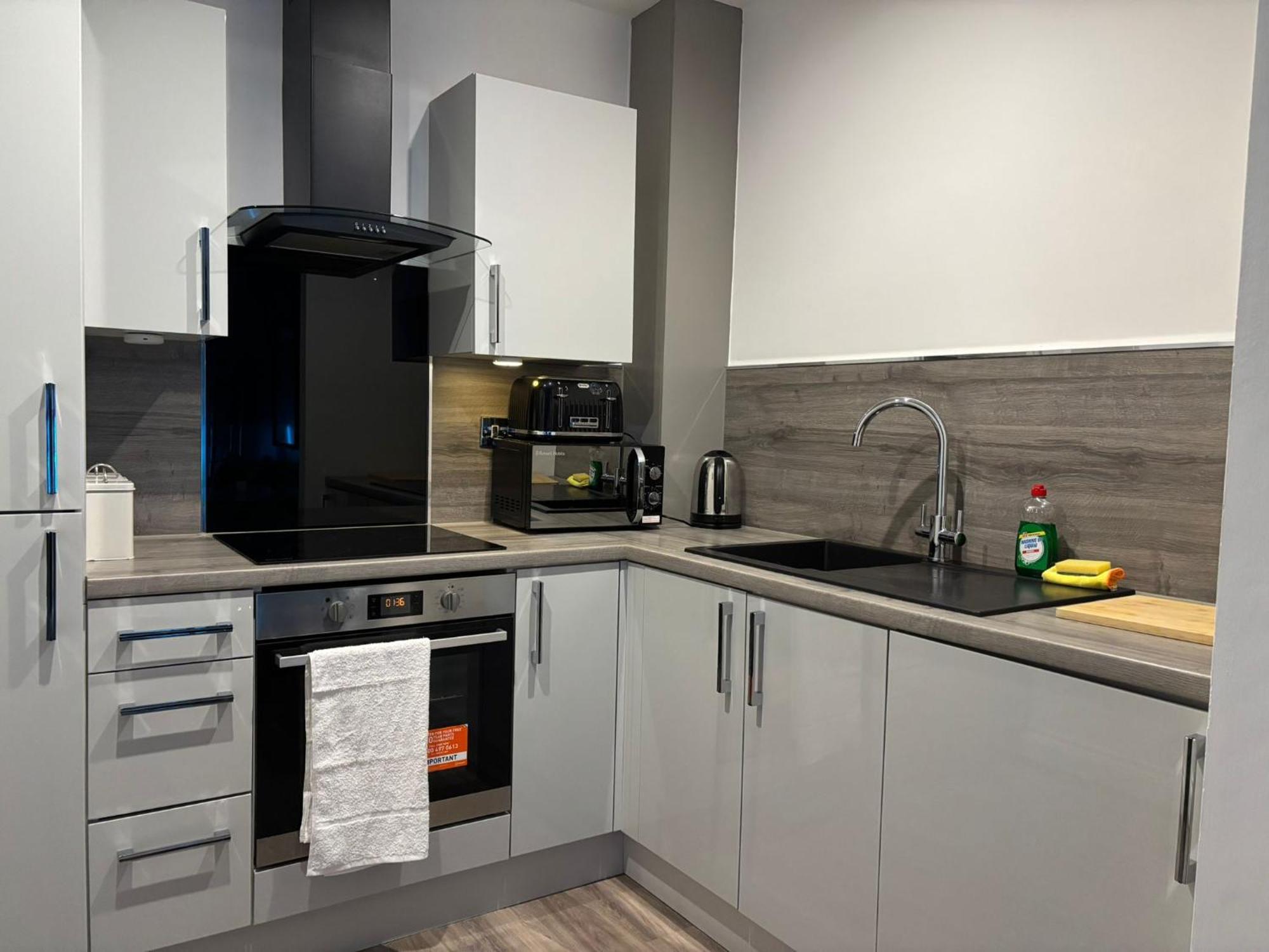 24-7 Secured Centre With Free Underground Parking And Wifi Appartement