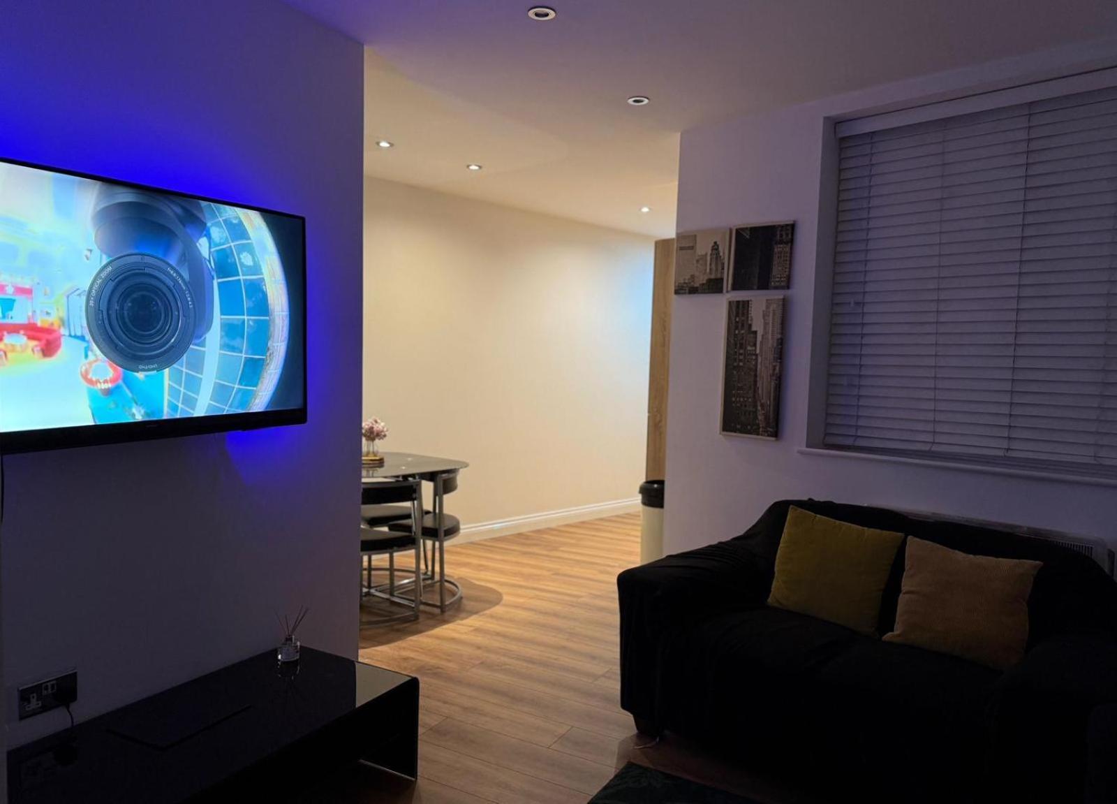 24-7 Secured Centre With Free Underground Parking And Wifi Appartement